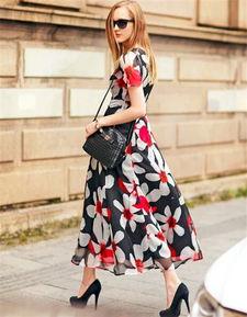 女骑士裙子欧美风视频,展现独特魅力